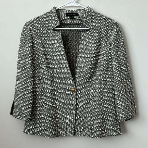 St. John Grey and White Textured Wool Blend Blazer Size: 8 - Picture 1 of 7